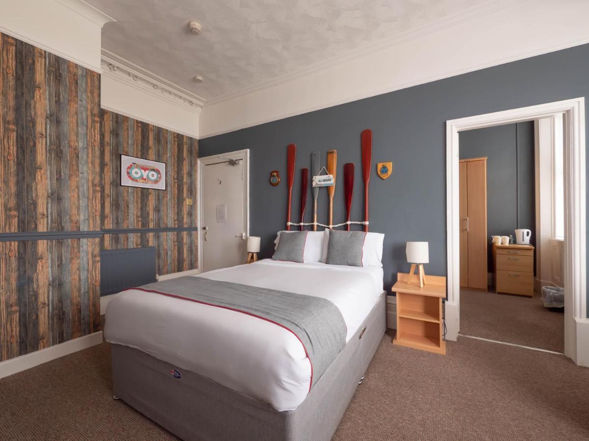 Oyo Pier Hotel Rhyl Exterior foto
